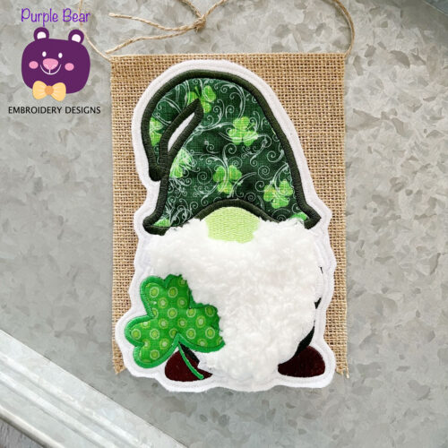 Shamrock Gnome Hanger 2 sizes