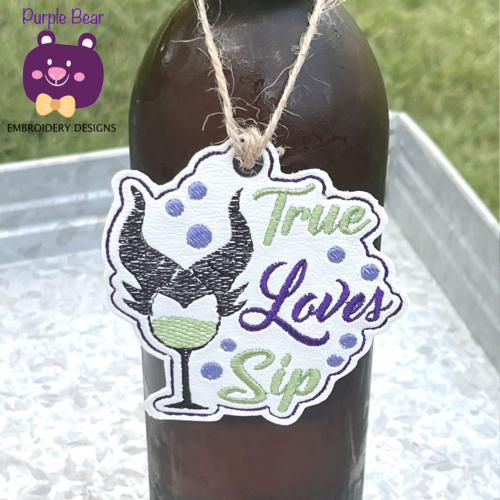 True Love Ornament/Eyelet