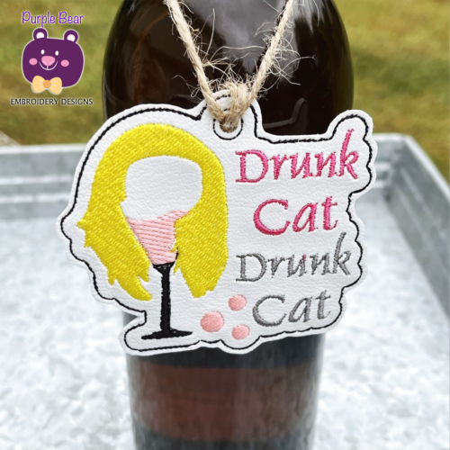 Phoebe Drinking Ornament/Eyelet