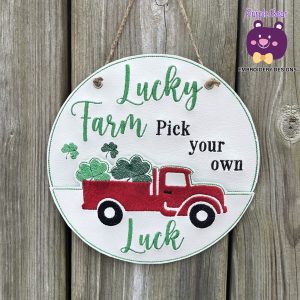 Lucky Farm Hanger 2 sizes