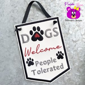 Dogs welcome Hanger 3 Sizes
