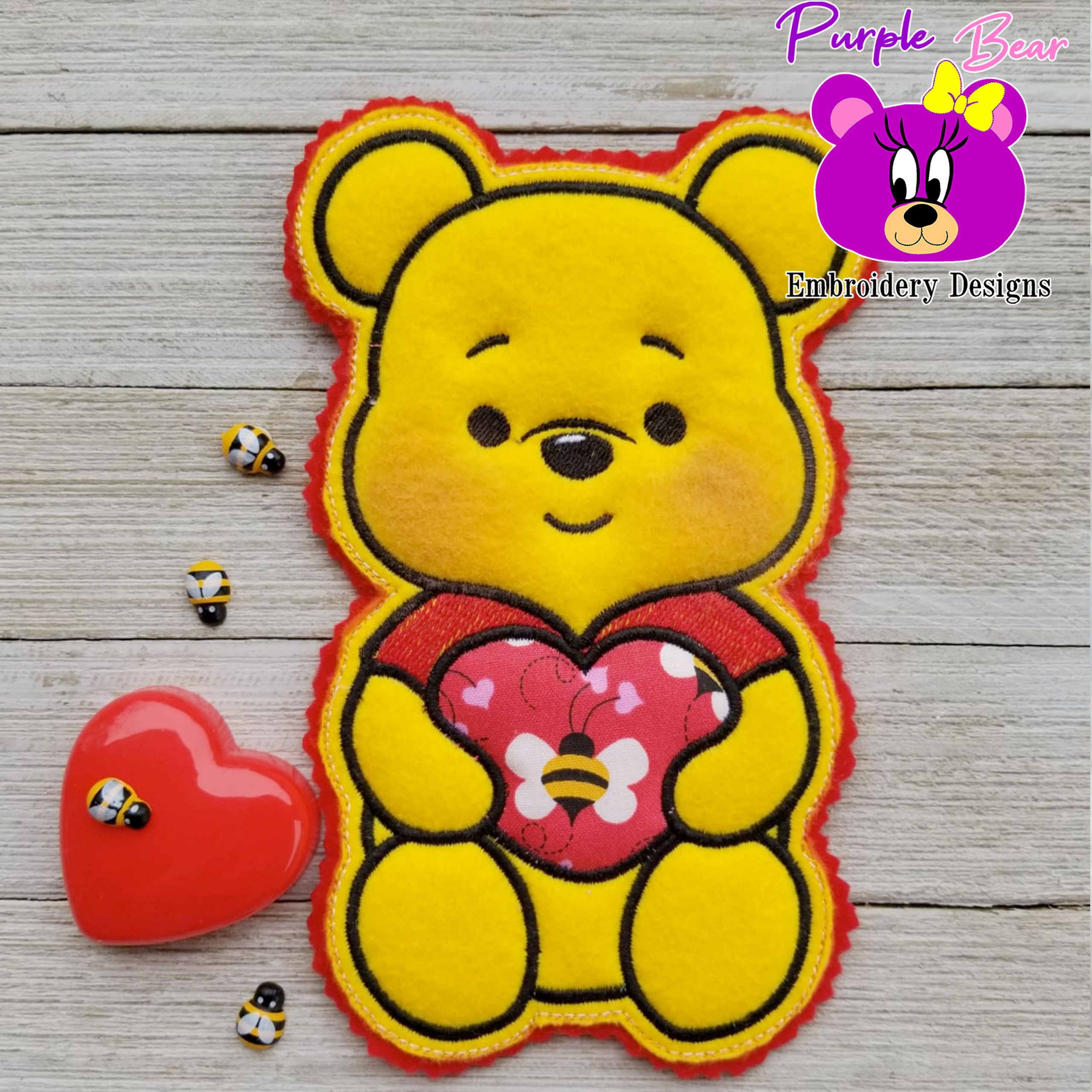 Bear Holding Heart 4 sizes