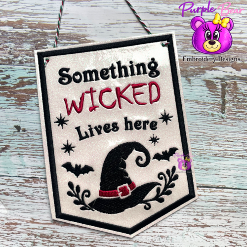 Something Wicked, Hanger 4 Sizes